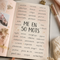 Un carnet et un stylo, prêt pour écrire un portrait en 50 mots.