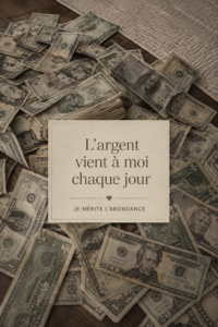 Femme réfléchissant à des techniques pour attirer l'argent dans sa vie