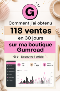 Image d'une femme souriante face à son ordinateur, travaillant sur sa boutique en ligne.